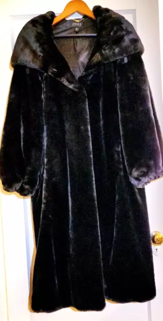 Faux Fur Coat Jones Of New York Xl Women With Hood, Puffed Sleeves. Long/Classy
