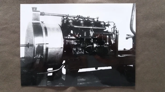 055 Werkfoto AUSTRO-DAIMLER PARSIVAL-Motor vor 1920