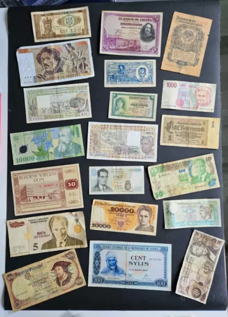 World Banknotes - Lot De 20 Billets Differents Divers Pays.