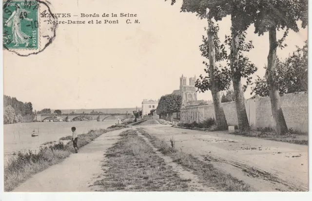 MANTES LA JOLIE - Yvelines - CPA 78 - Jolie vue de Notre Dame & bords de Seine