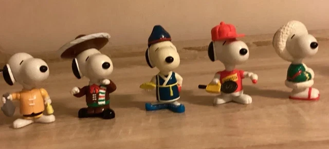5 X Vintage McDonalds Happy Meal Snoopy Round The World Toys 1999 inc. Mexican