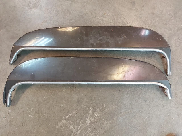 1971 - 1976 Chevrolet Impala Caprice Factory Fender Skirts  1972 1973 1974 1975