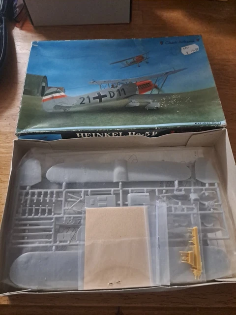 Heinkel He51B-2 or A-1, 1/72 German Fighter Float Plane 1970 ISSUE – J-BarHobbies