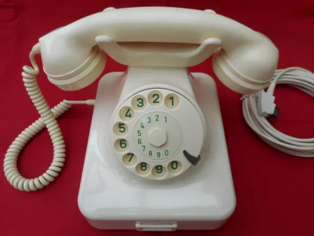 ALTES BAKELIT TELEFON   W48 + 1959 + 65 Jahre + KRONE + Wählscheibe +restaur