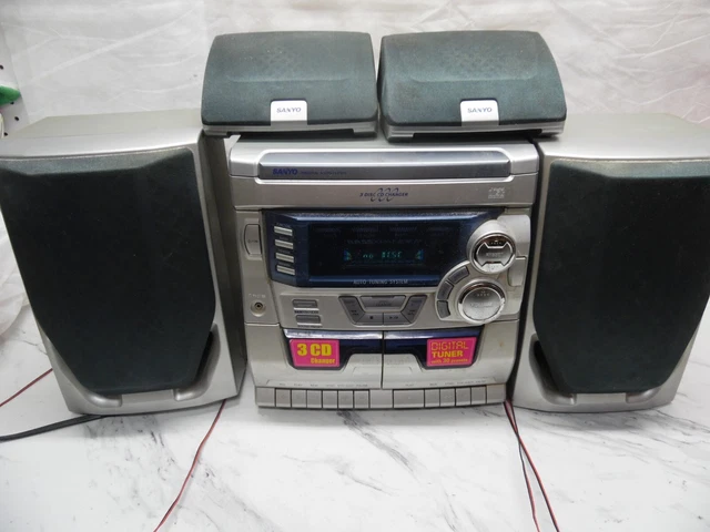 🎶Vintage Sanyo AWM-2800 Radio Cassette 3-Disc CD Stereo Shelf System speaker 🎶