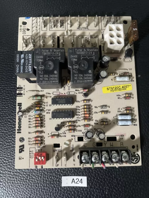 Honeywell HQ1011927HW Furnace Control Circuit Board (ST9120C4057)