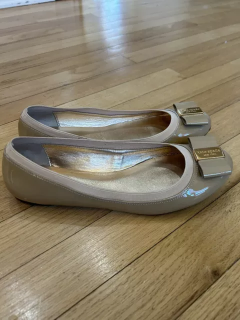 Kate Spade Shoes Womens Size 7.5 Nude New York Ballet Flats Bow Gold Detail