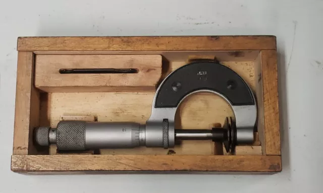 VIS Disc Micrometer 0-1" .001"  In Wood Box Poland