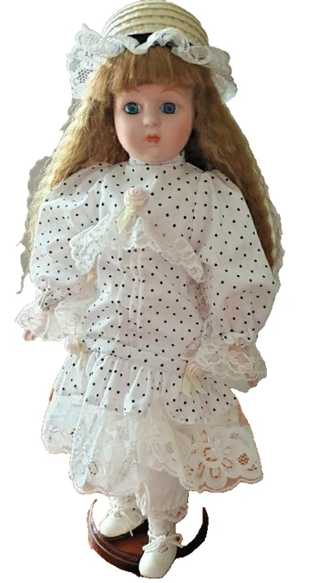 Jolie poupée en Porcelaine | Kaufen auf Ricardo