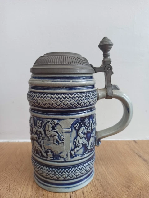 Chope à Bière BMF Originale - Couvercle étain - Décor Blanc Noir Gris - Vintage