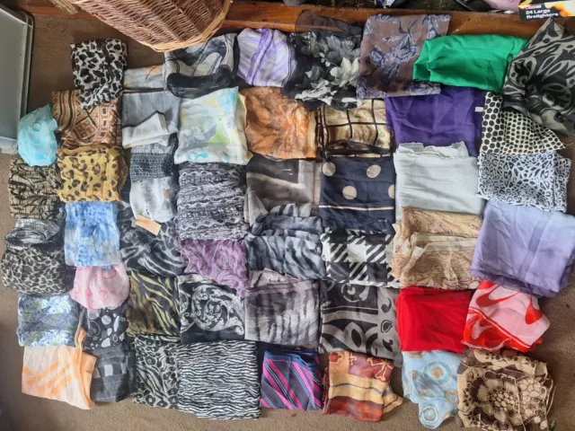 Job Lot of 50 Mixed Ladies Scarves / Head Scarves