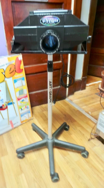 Artograph Super Prism Image Art Projector w/Super Lens #225-197 w/Rolling Stand
