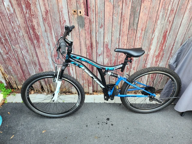 Vtt 26 clearance pouces tout suspendu