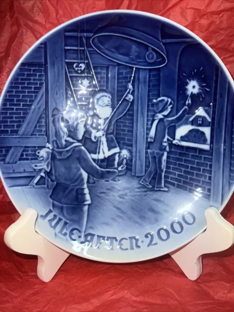 B & G Christmas Plate JULE AFTER Bing & Grondahl 2000 B & G Christmas Plate JULE AFTER Bing & Grondahl 2000