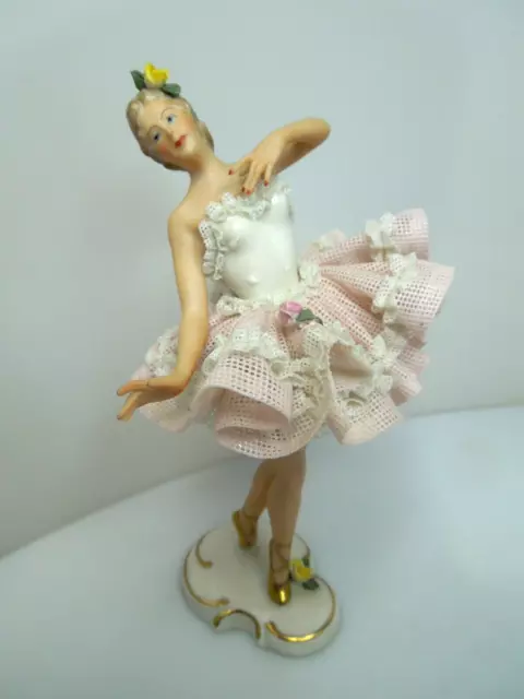 s801 Superb Antique /Vintage Dresden Figurine Porcelain Lace Dancer Ballerina