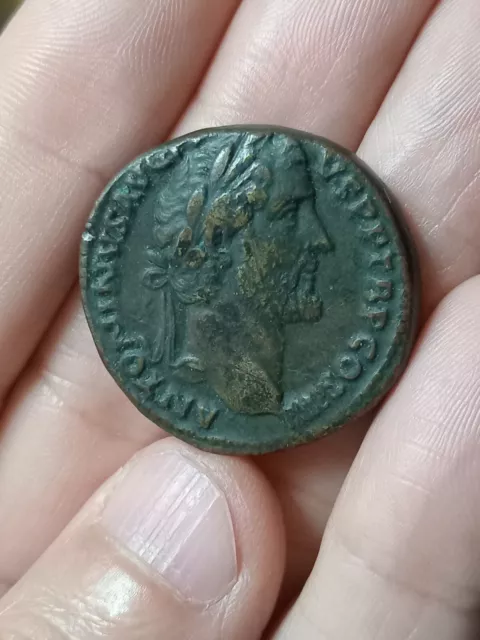 Roman Empire: Antoninus Pius. Beautiful Sertertius, FELICITAS AVG, brown patina