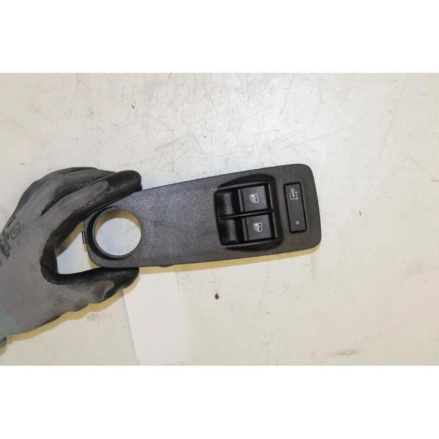 Interrupteur Lève-vitre électrique Avant Gauche Pour Mercedes Classe A W169 / Classe B W245 - Référence A1698206610
