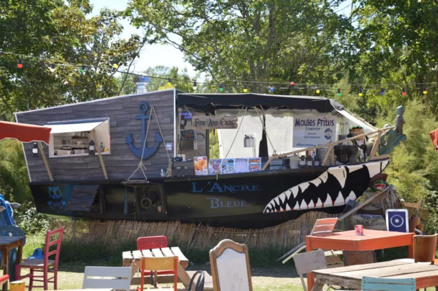 food truck Food Boat Pirate Restaurant 5