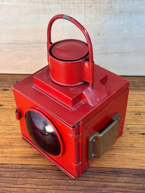 Vintage QGR Queensland Government Railway Train Rear Signal Lamp Caboose 2