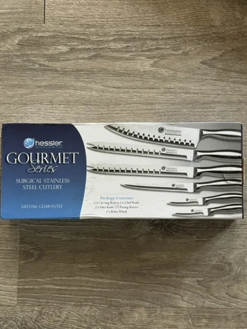 Hessler Gourmet Series Plus 17 Piece Cutlery Set with Cutting Board