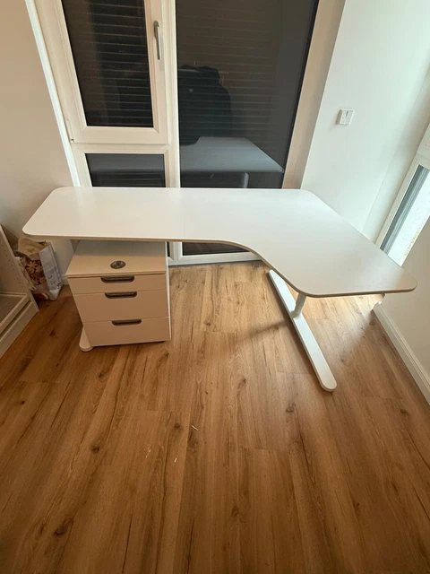 BEKANT Eckschreibtisch links, weiß, 160x110 cm - Österreich BEKANT Eckschreibtisch links, weiß, 160x110 cm - Österreich