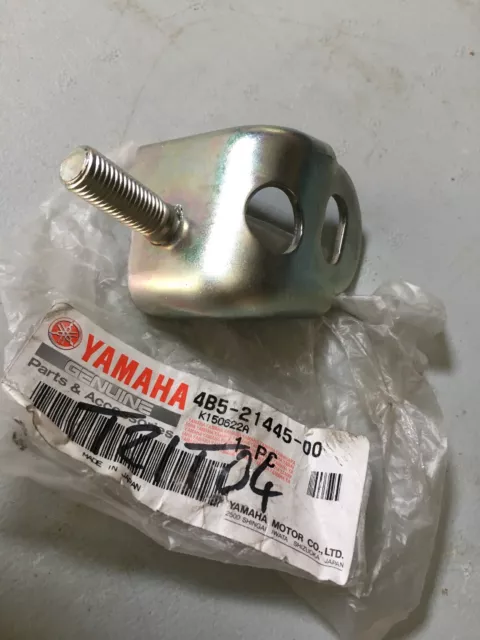 Yamaha 4B5-21445-00 Flangia Supporto Tubo Scarico XP500 Tmax XP 500 T-Max
