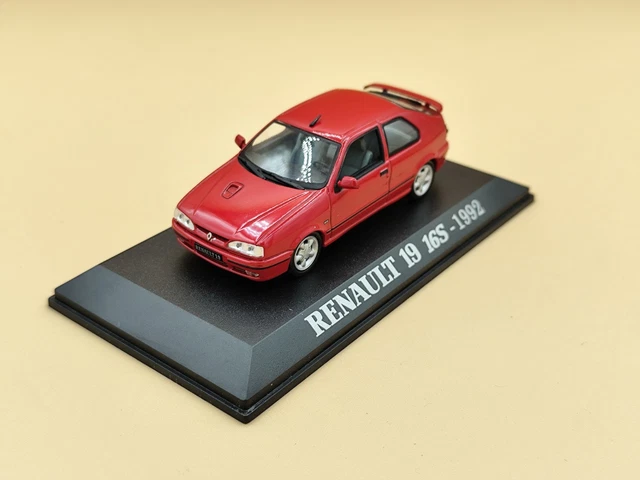 Renault Scénic Phase 2 Police Nationale - Universal Hobbies 1/43
