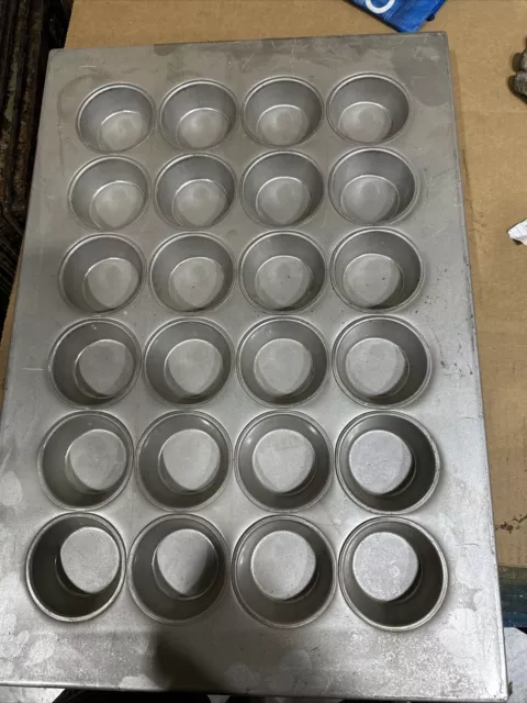 Full sheet muffin cake baking pan 24 cup measures roughly 3 1/4 X1 1/4 Lots of 4