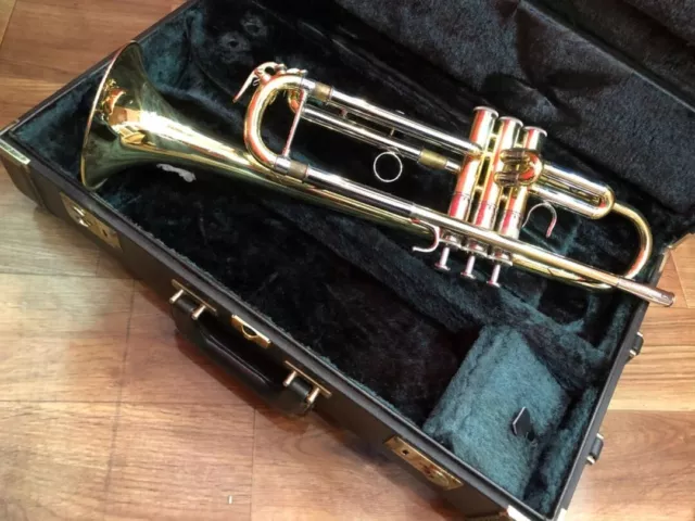 YAMAHA Trumpet YTR-8335