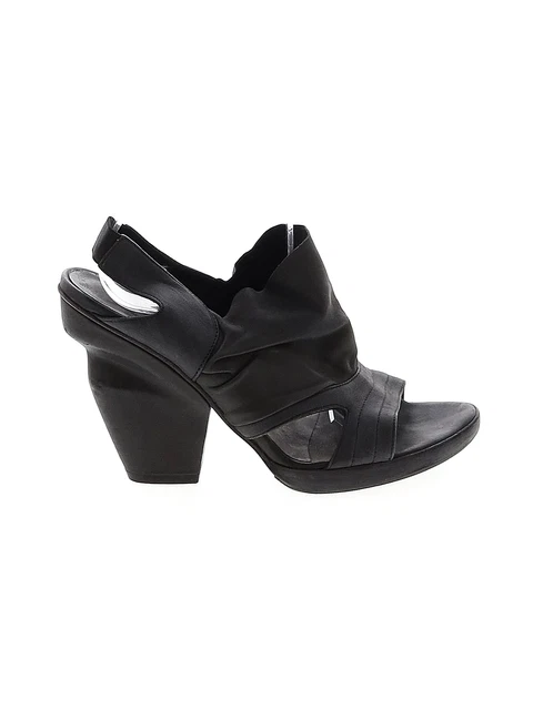 LD Tuttle Women Black Heels EUR 37.5