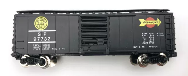 Model Power  N scale Southern Pacific  40' Overnight Box Car SP97732