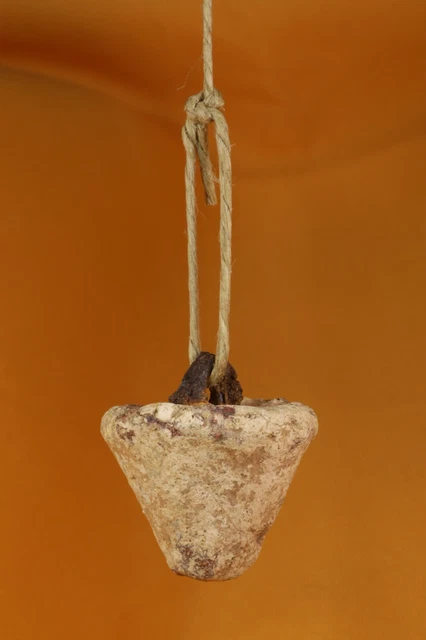 Plomada mortero de plomo. Cono. S.XIII-XV Lead mortar plumb bob. Cone.