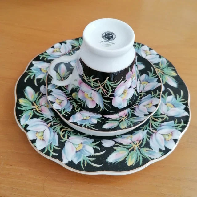 Tazza da the in porcellana inglese con doppio piatto