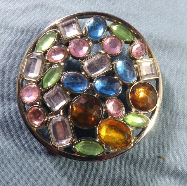 BOUCLE de CEINTURE aux CABOCHONS MULTICOLORES lourd métal blanc(Jamais utilisée)