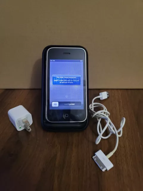 Apple iPhone 3GS - 16GB - Black (Unlocked) A1303 (GSM) Pre Owned 3