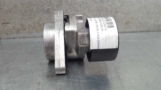 8200548109 galet tendeur pour RENAULT MASTER II FURGON 2.5 DCI 100 1998 2026979 2