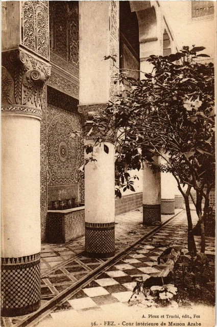 CPA AK MAROC FEZ - Cour interieure de Mason Arabe (219831)