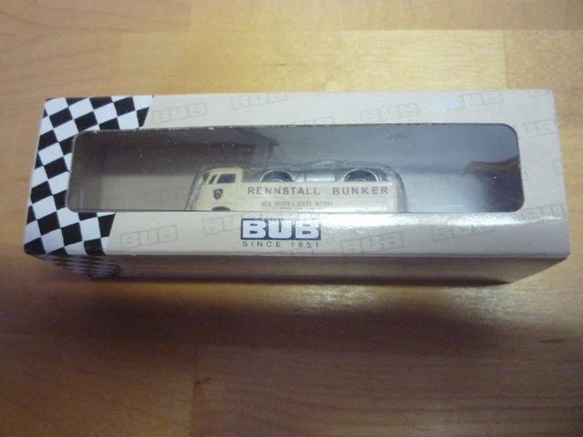 VW T1 Renntransporter Bunker & Porsche 550 A Spyder | Model cars kts, Porsche 550, Plastc