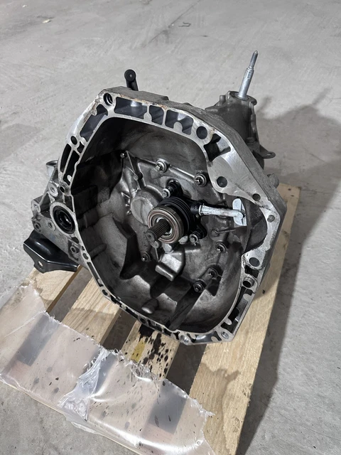 Support Moteur Inférieur NTY EM2120 - Compatible Nombreuses Références OEM - Neuf
