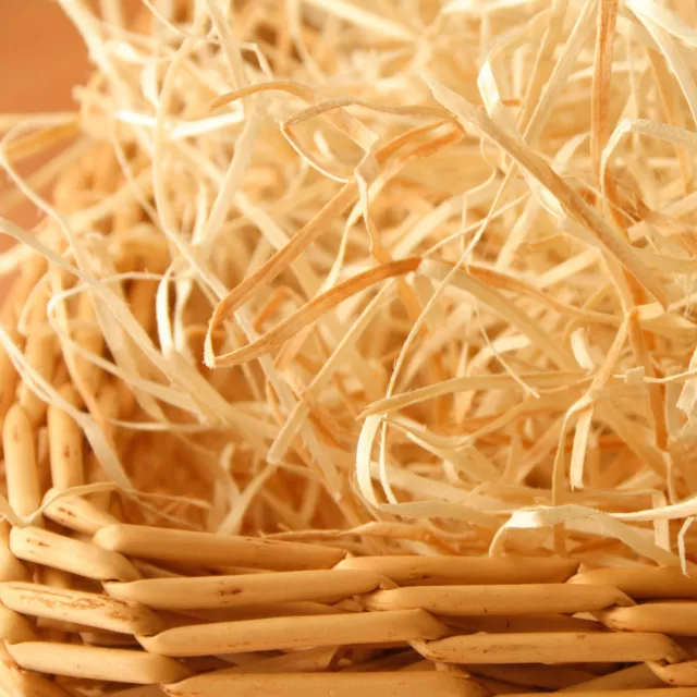 Luxury Dried WOOD WOOL Packaging Fill Filling Hamper Gift Basket WoodWool 2