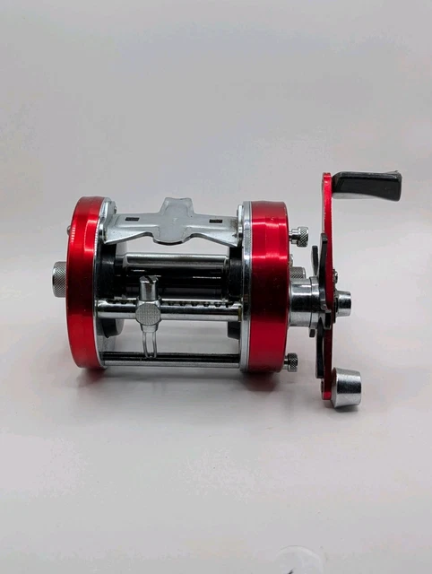 アブ　ambassador 7000C ABU GARCIA AMBASSADEUR 7000 C BAITCAST REEL - FRED'S CUSTOM