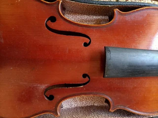 Old Violin Stradiuarius Model for Restoration with Bow 3