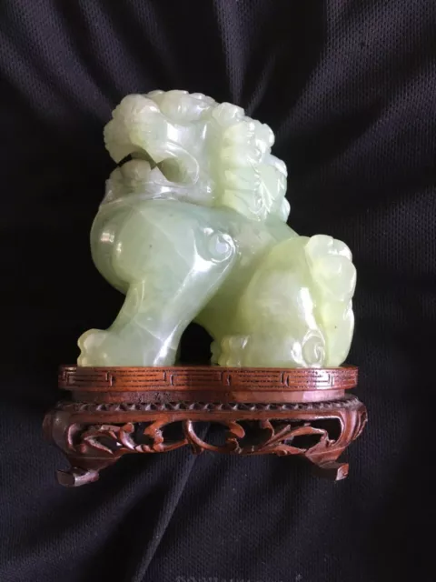 Vintage Chinese Nephrite Jade Foo Dog carved sculpture