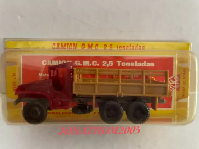 EKO 2056 CAMION GMC 2.5 TONELADAS PLATEAU RIDELLES  à l'échelle 1/87°  HO