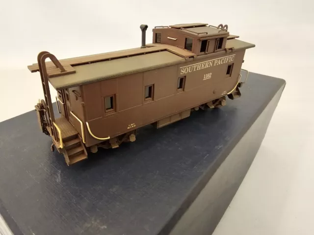 PFM HO scale brass Southern Pacific caboose painted #1162