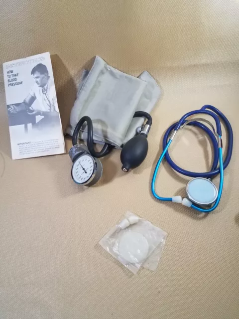 Vintage Manual Aneroid Blood Pressure Cuff Nelkin Stethoscope Kit JCPenney