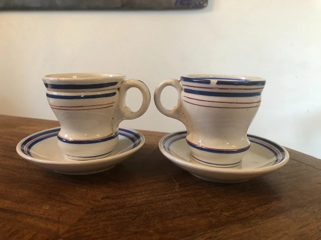 2 ANCIENNES TASSES BRÛLOT et SOUCOUPES  EN PORCELAINE ÉPAISSE (lot n°2) 2