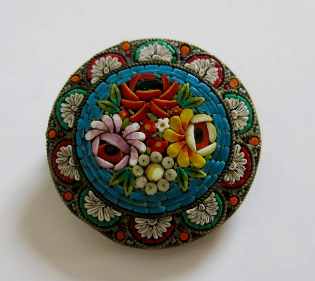Broche florale hexagonale vintage Micro Mosaic Fabriquée en Italie - France