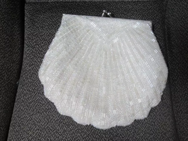 && WHITE, BEADED, Shell Shaped Small Purse With Embellished Hankie ...