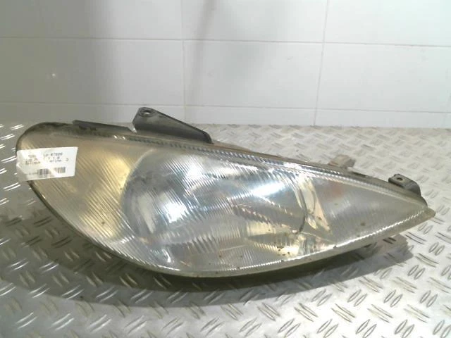 Feu avant (phare) Chrysler 300M, Pieces detachees automobiles